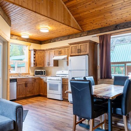 Manning Park Resort Extérieur photo
