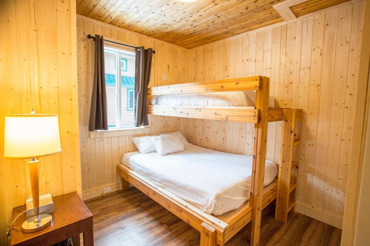 Manning Park Resort Extérieur photo