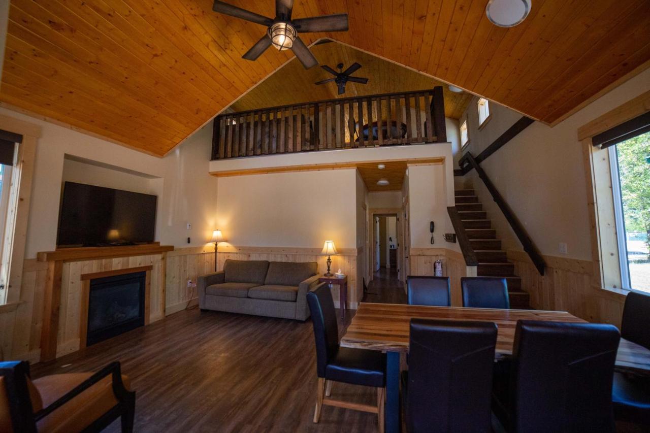 Manning Park Resort Extérieur photo