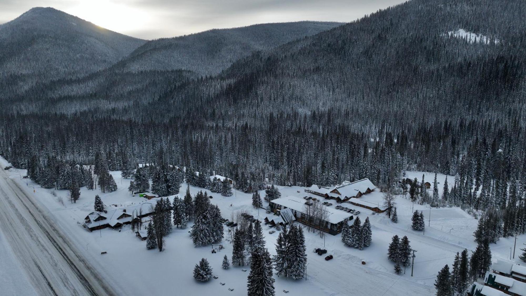 Manning Park Resort Extérieur photo