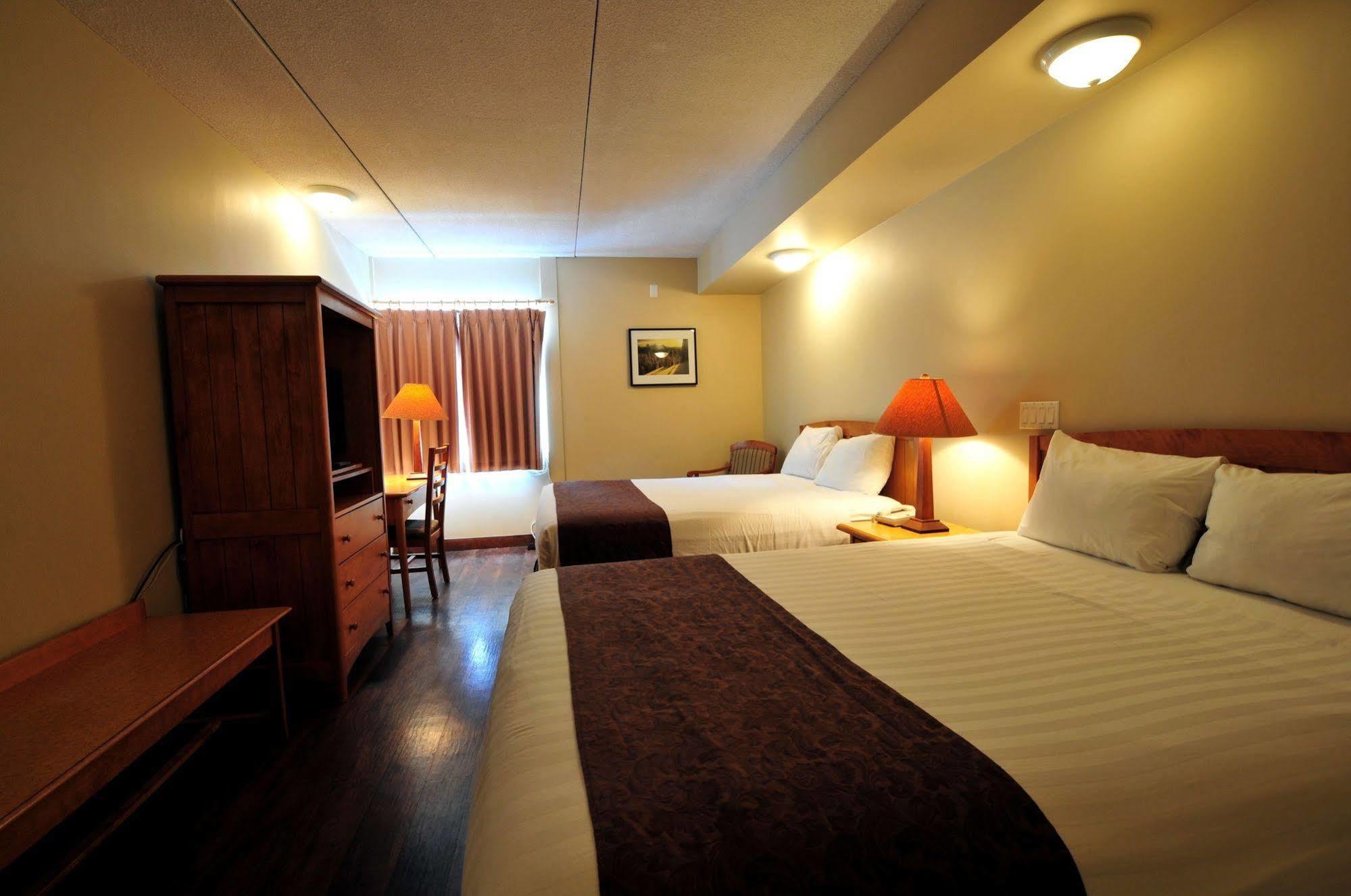 Manning Park Resort Extérieur photo
